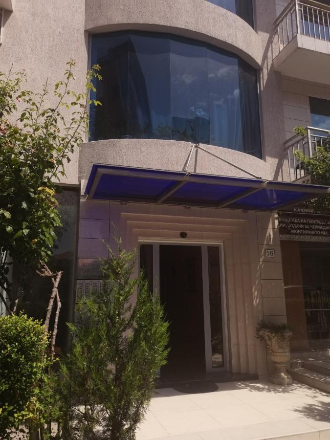 Alexandrov Plaza Studio Nessebar Exterior foto