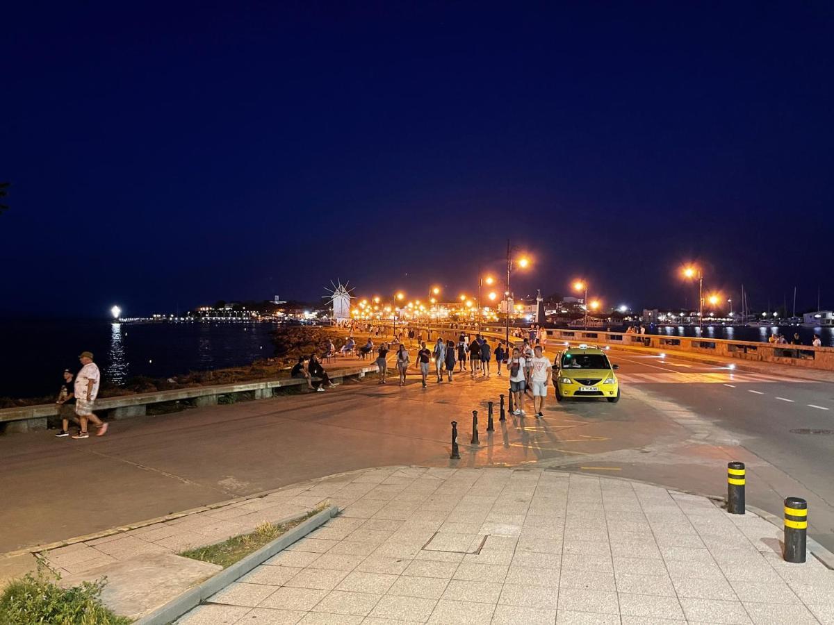 Alexandrov Plaza Studio Nessebar Exterior foto